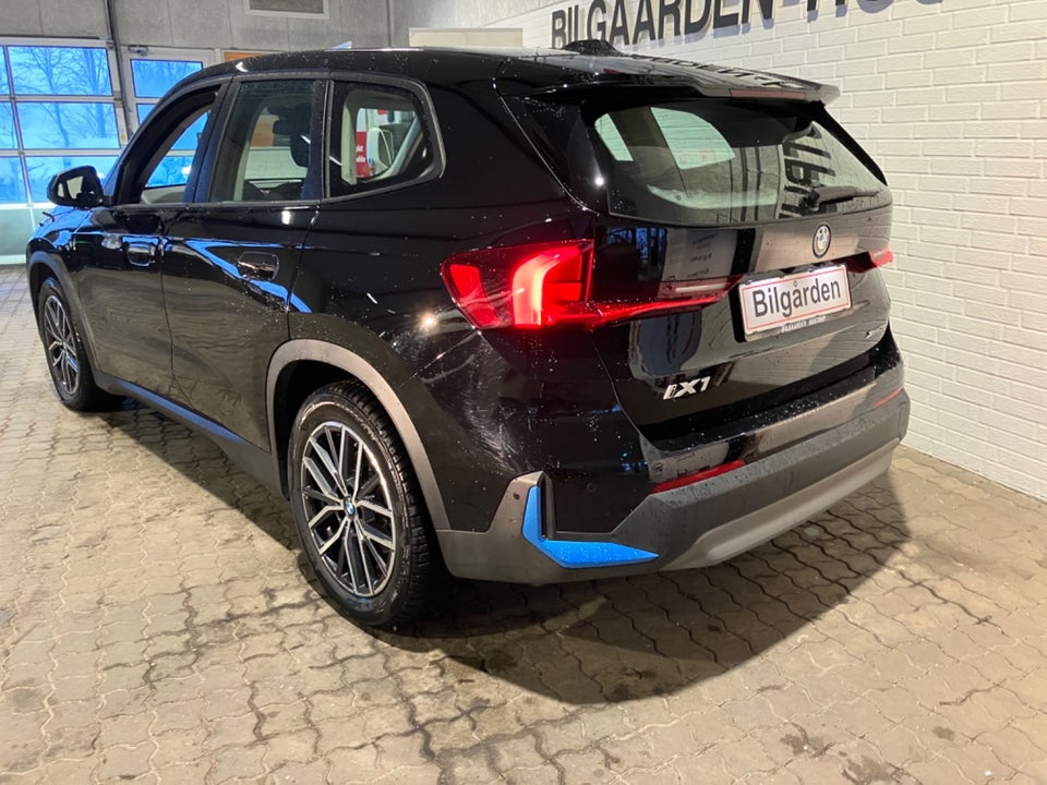 BMW iX1 xDrive30 5d