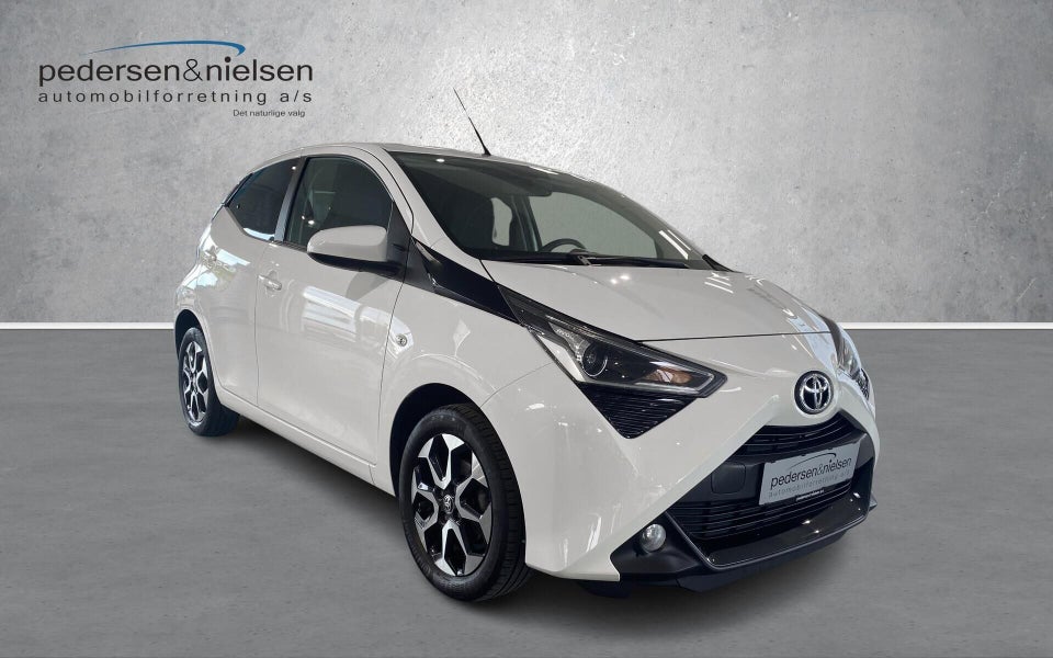 Toyota Aygo 1,0 VVT-i x-press 5d