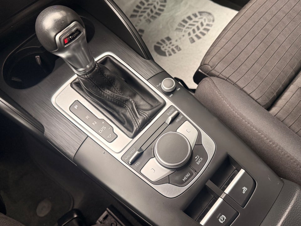Audi A3 1,5 TFSi 150 Sport Cabriolet S-tr. 2d