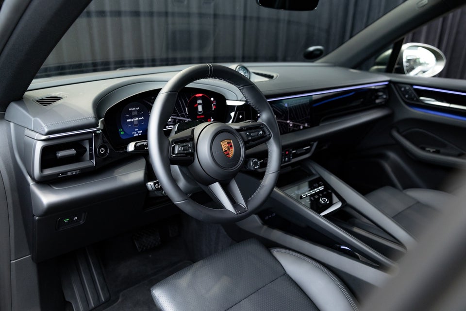 Porsche Macan 5d