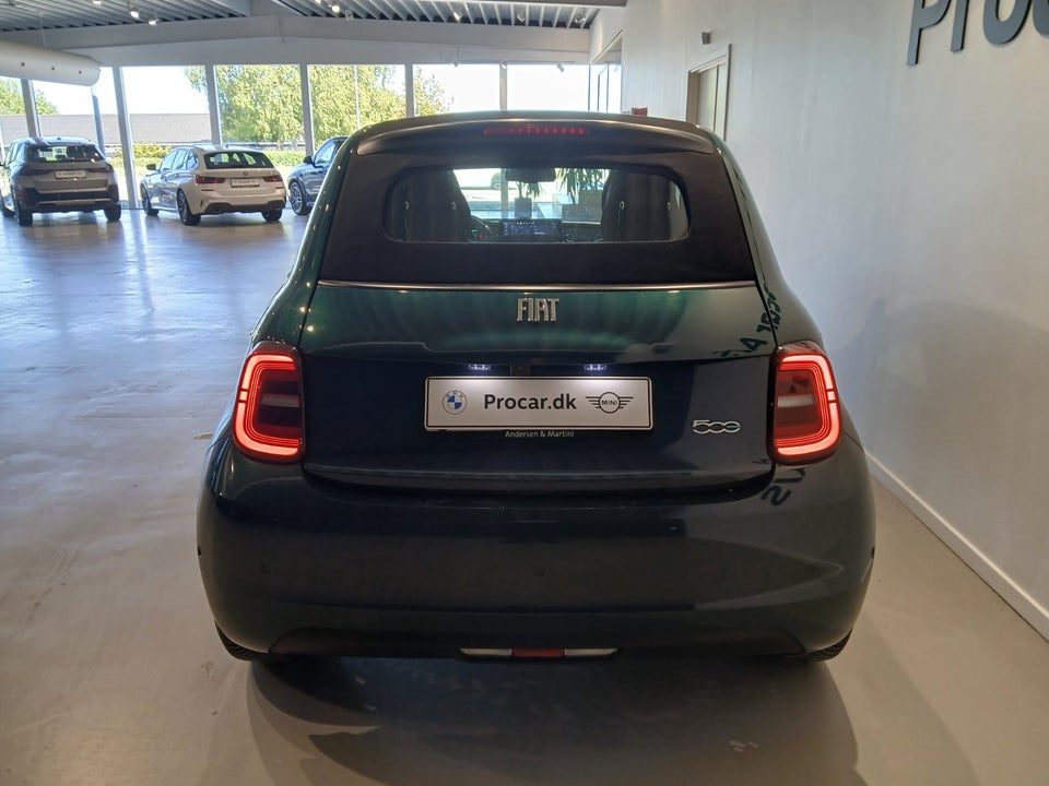 Fiat 500e 42 Lusso Cabrio 2d