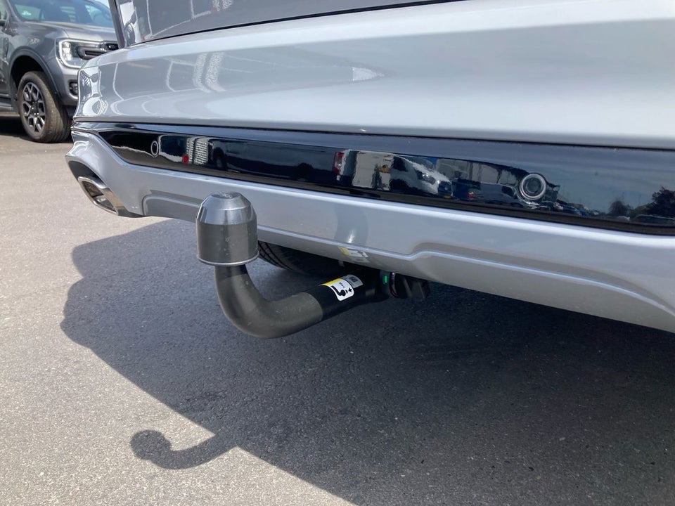 Ford Kuga 2,5 PHEV Graphite Tech CVT 5d