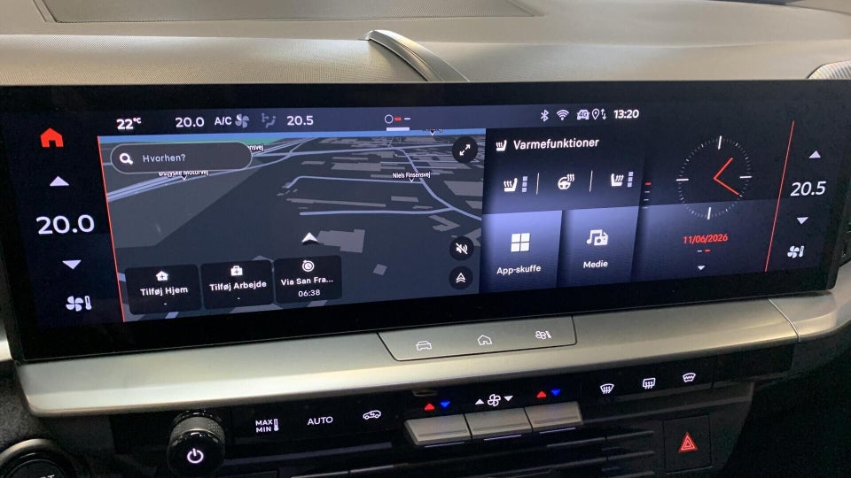 Opel Grandland-e 73 GS Sky 5d