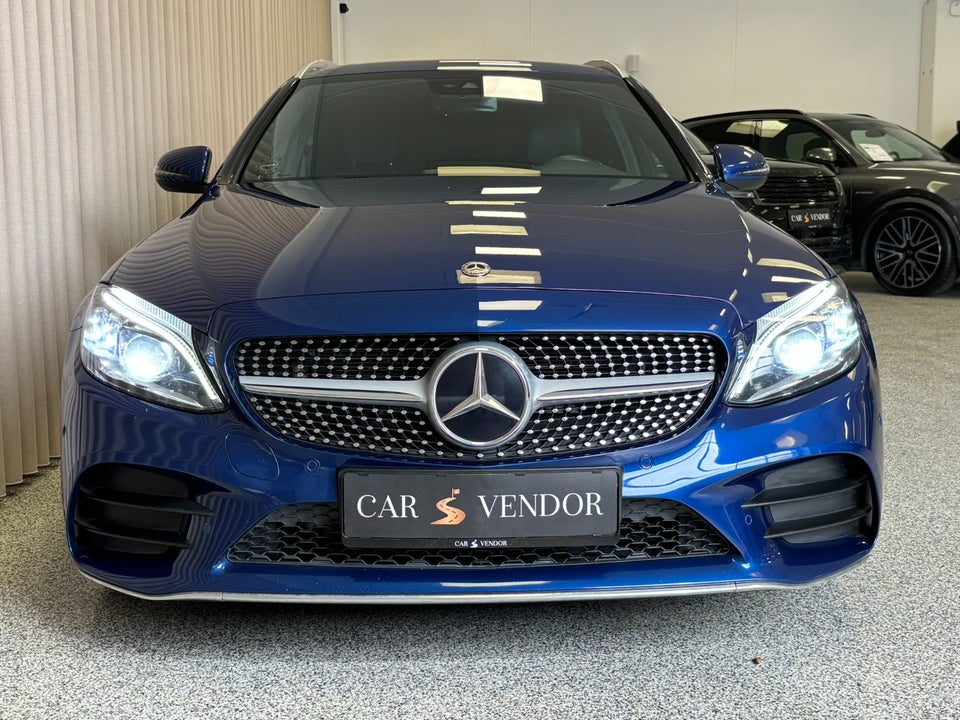 Mercedes C200 2,0 AMG Line stc. aut. 5d