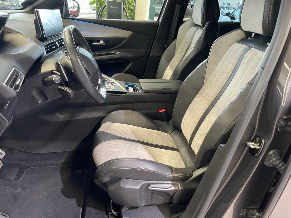 Peugeot 3008 1,6 Hybrid First GT EAT8 5d