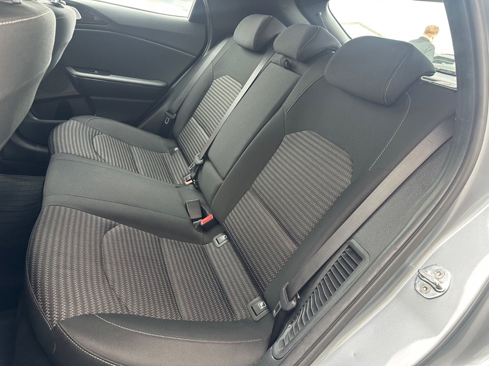 Kia XCeed 1,6 PHEV Prestige DCT 5d