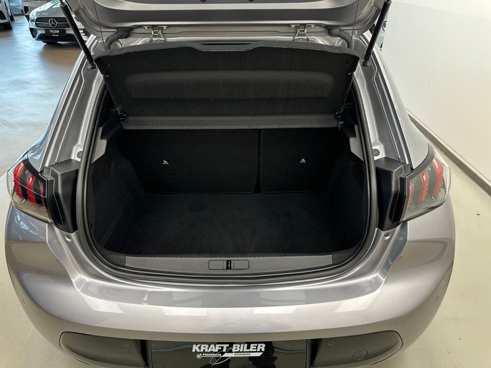 Peugeot e-208 50 Allure 5d