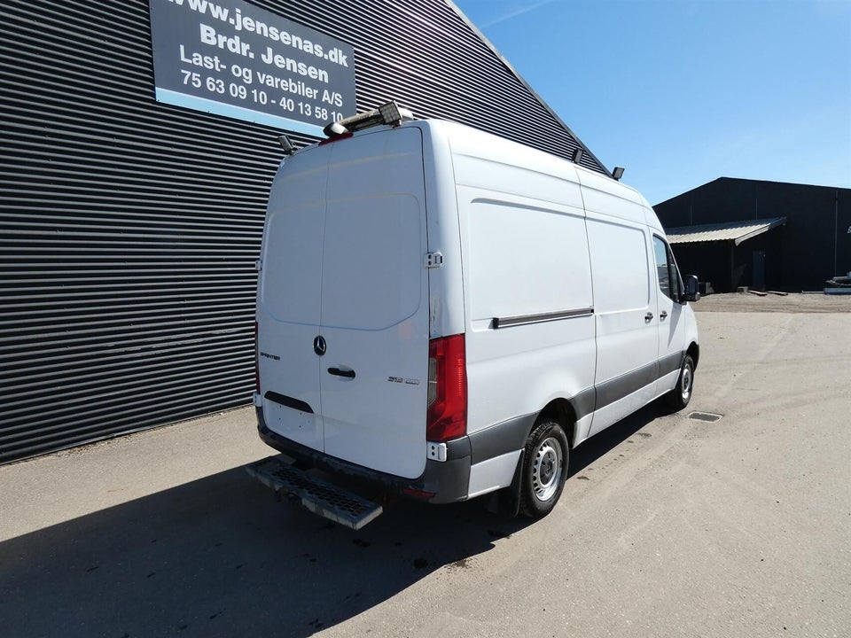 Mercedes Sprinter 316 2,2 CDi A2 Kassevogn RWD