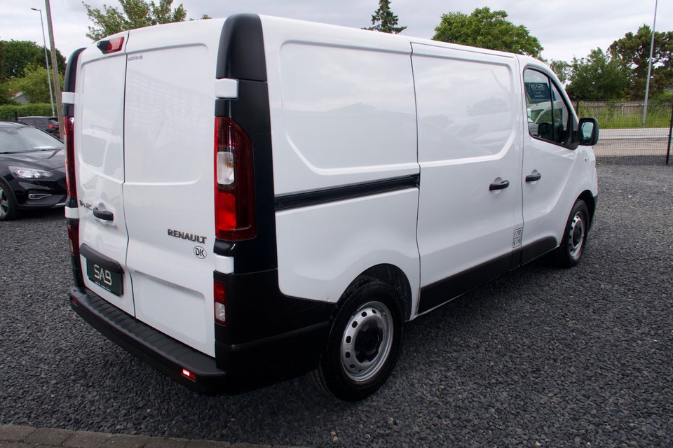 Renault Trafic T29 2,0 dCi 145 L1H1 EDC