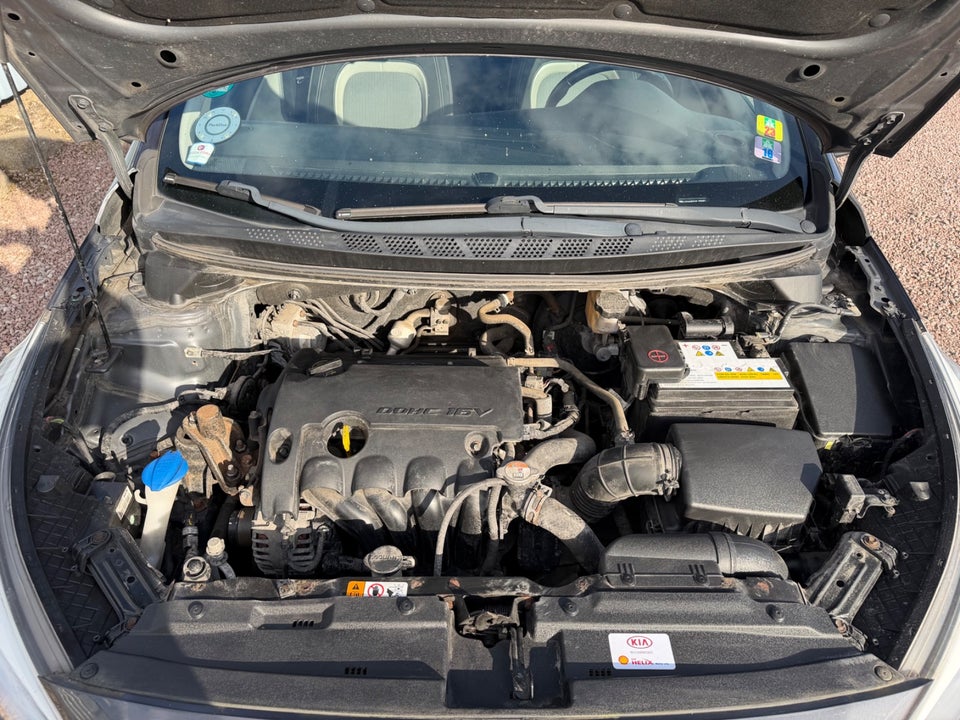 Kia Ceed 1,4 CVVT Spring SW 5d