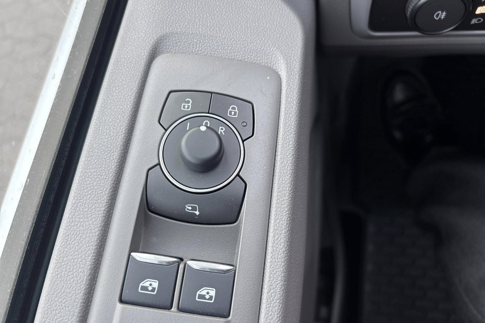 VW e-Transporter 64 Comfort Kassevogn SWB