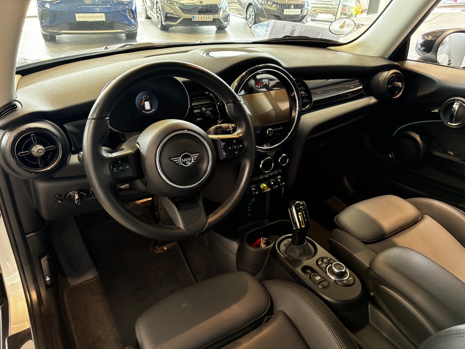 MINI Cooper SE Classic 3d