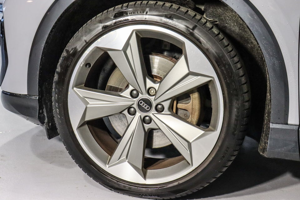 Audi Q4 e-tron 50 S-line Sportback quattro 5d