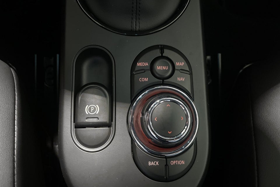 MINI Cooper SE Classic Trim 3d