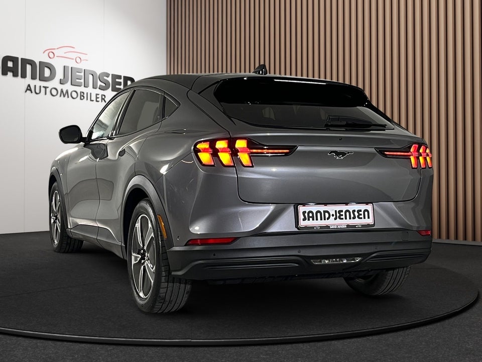 Ford Mustang Mach-E 75 Premium Standard Range AWD 5d