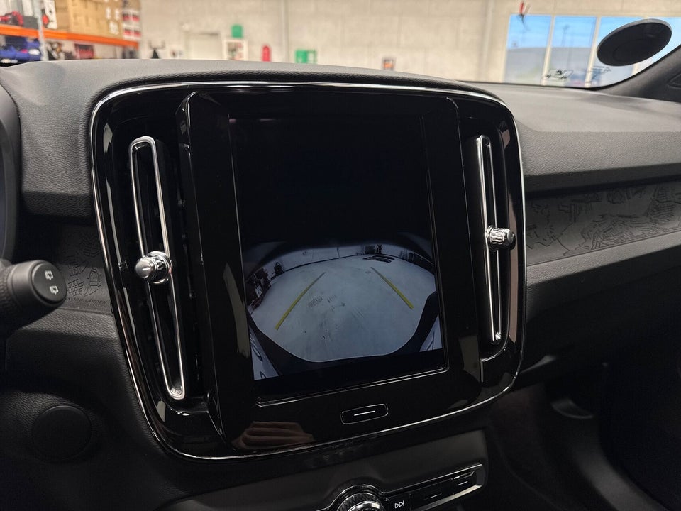 Volvo XC40 ReCharge Extended Range Core 5d