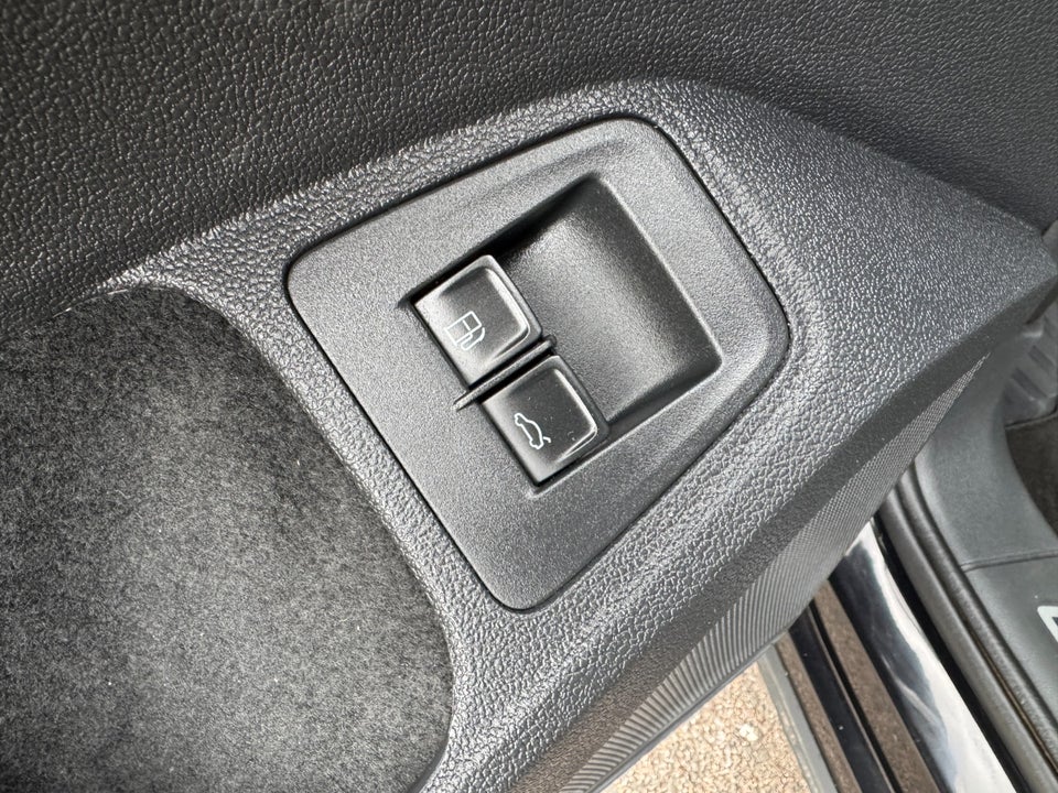 VW Tiguan 1,4 eHybrid Elegance DSG 5d