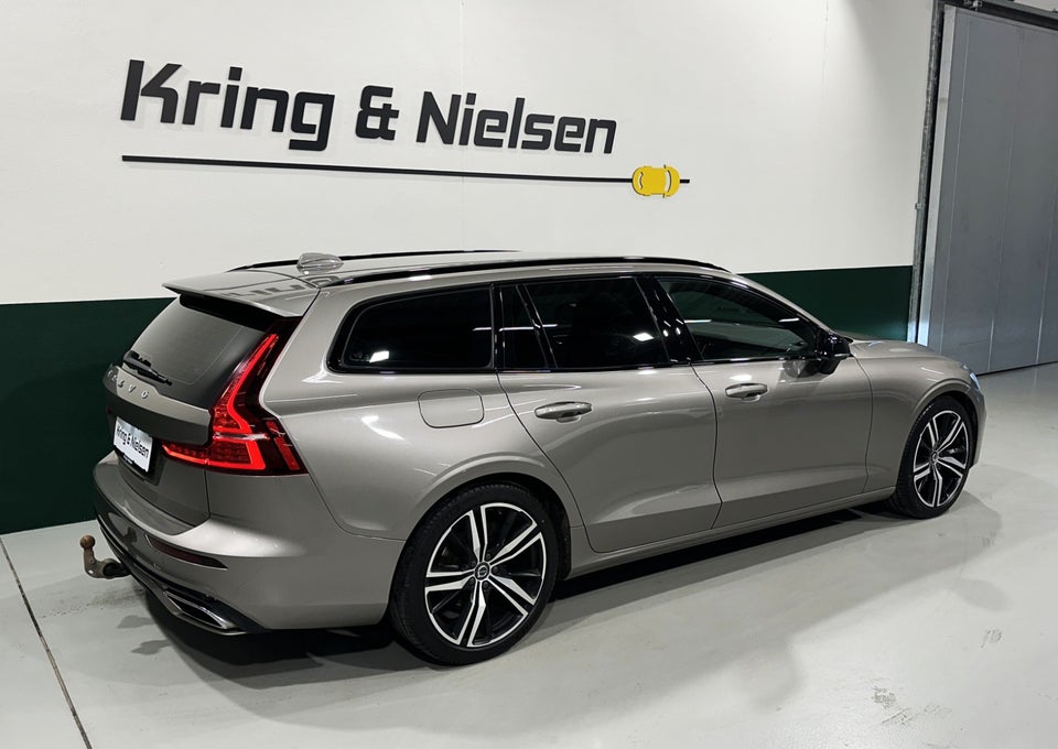 Volvo V60 2,0 T4 190 R-Design aut. 5d
