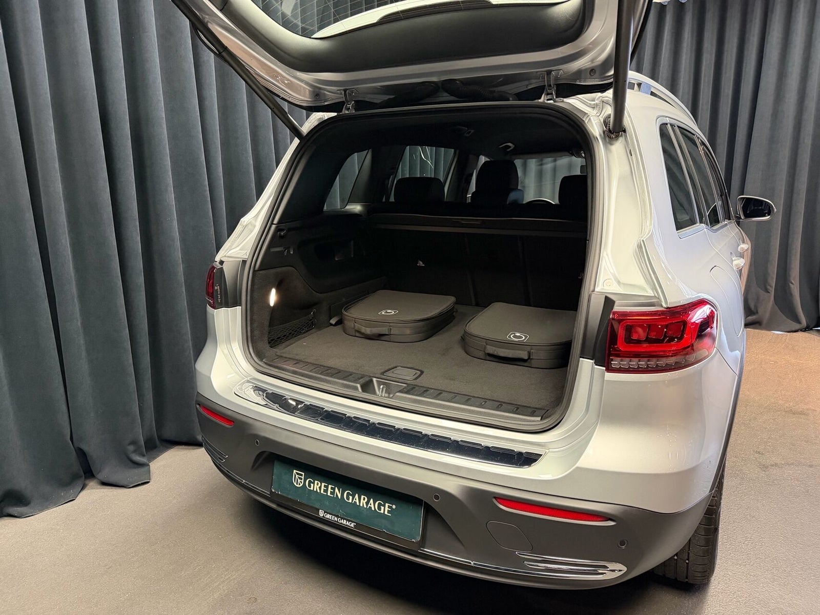 Mercedes EQB250+ Progressive 5d