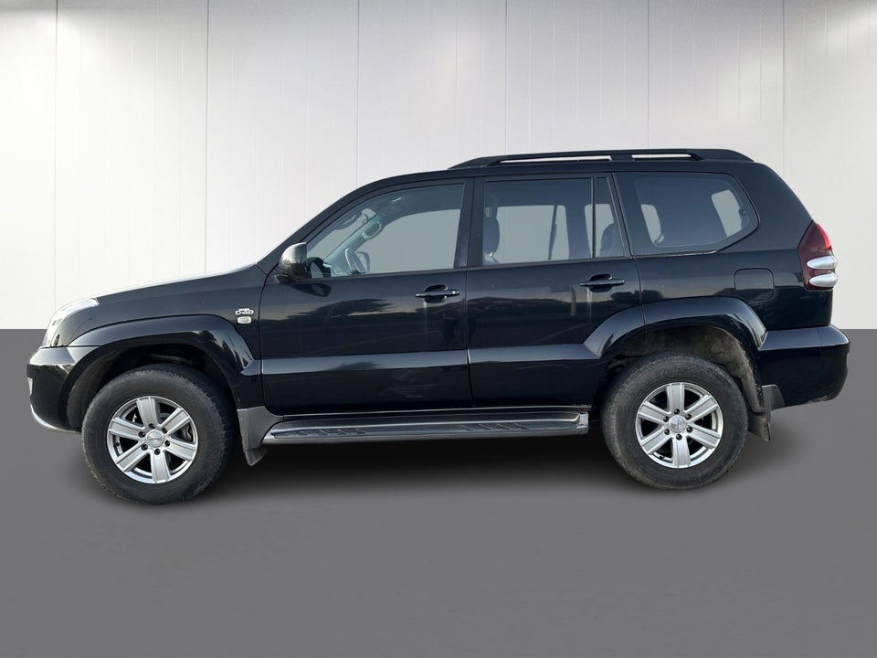 Toyota Land Cruiser 3,0 D-4D Luxus l 5d