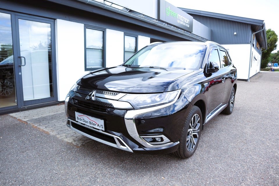 Mitsubishi Outlander 2,4 PHEV Intense CVT 4WD 5d