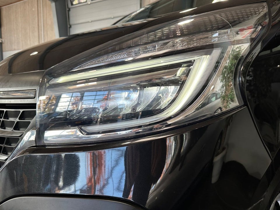 Renault Trafic T29 2,0 dCi 170 L2H1 EDC