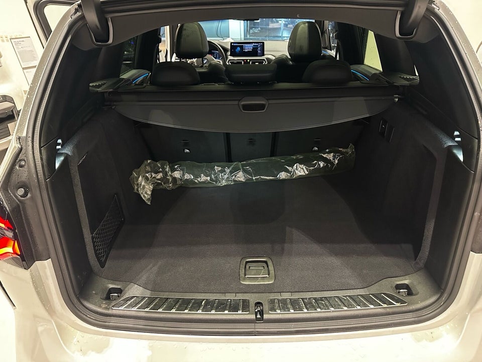 BMW iX3 Charged Plus M-Sport 5d