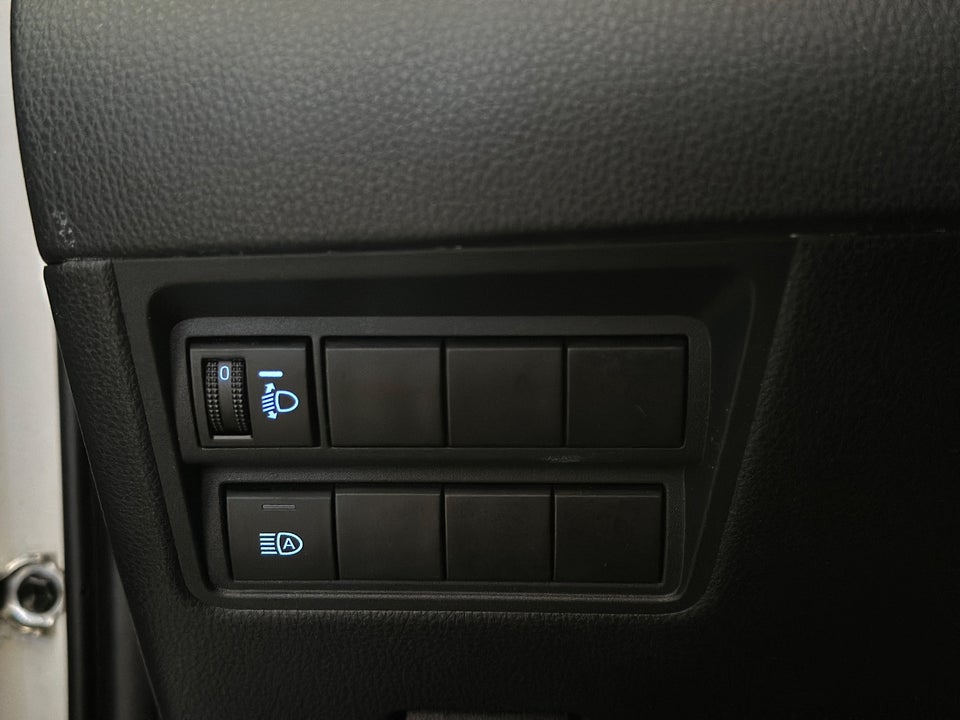 Toyota Yaris 1,5 Hybrid Active e-CVT 5d