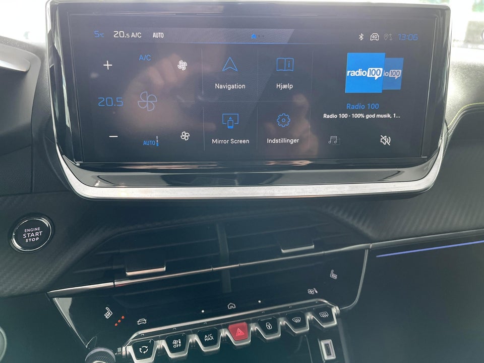 Peugeot e-2008 54 GT 5d