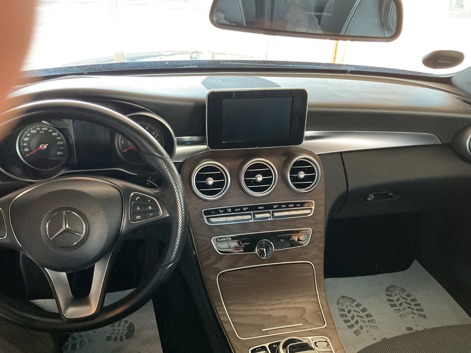 Mercedes C250 2,0 Coupé aut. 2d