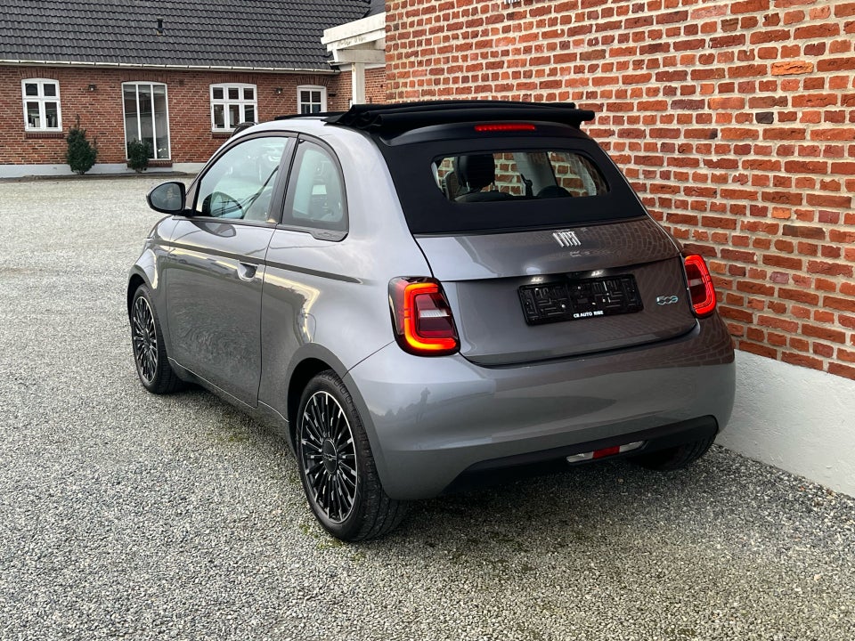 Fiat 500e 42 Icon Cabrio 2d