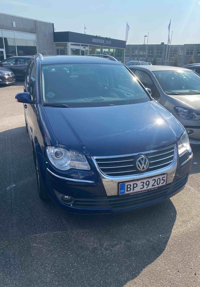 VW Touran 2,0 TDi 170 Highline DSG 5d