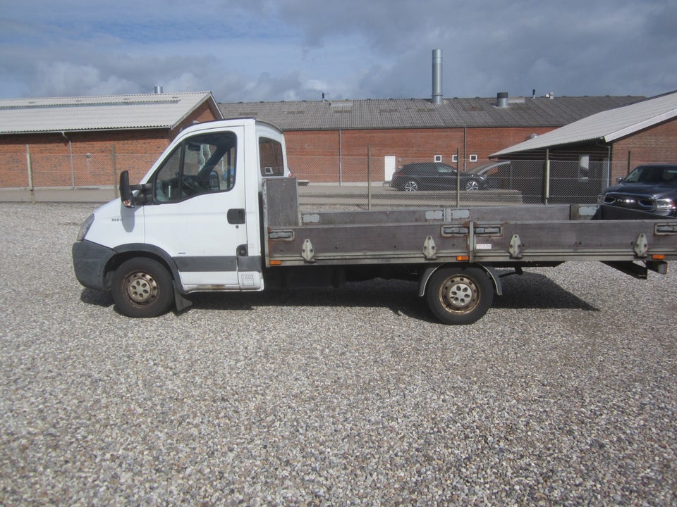 Iveco Daily 2,3 35C12 4100mm Lad AG 2d