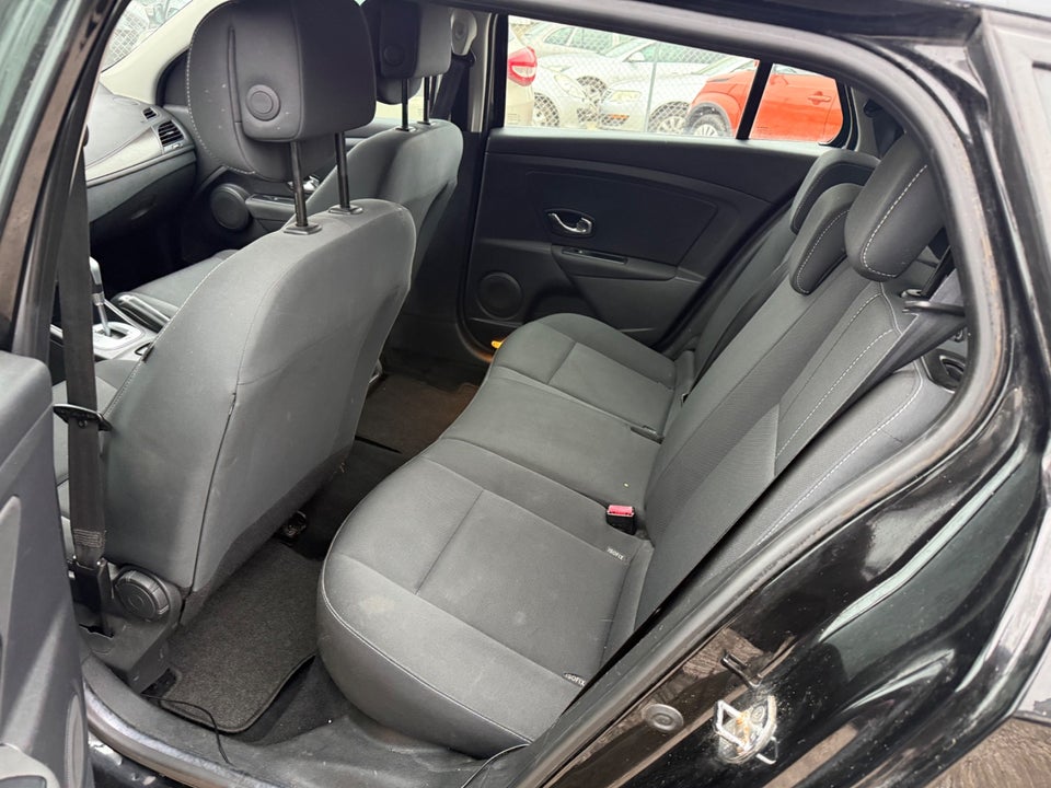 Renault Megane III 1,5 dCi 110 Expression Sport Tourer aut. 5d