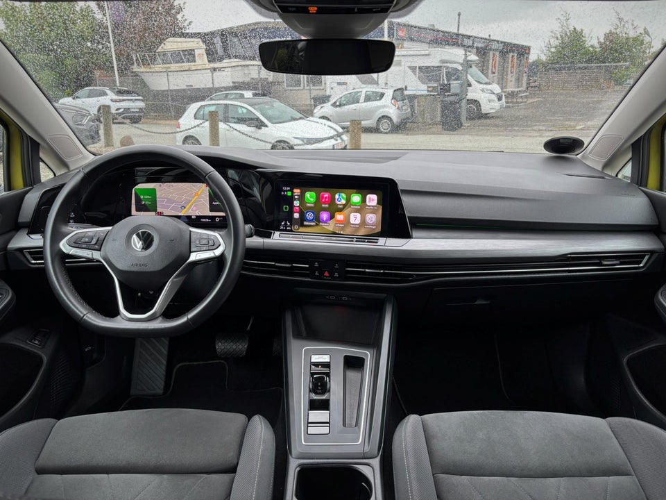 VW Golf VIII 1,4 eHybrid DSG 5d