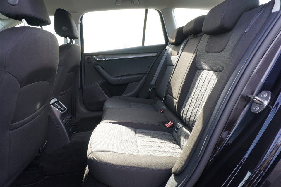 Skoda Octavia 1,5 TSi 150 Business Line+ Combi DSG 5d