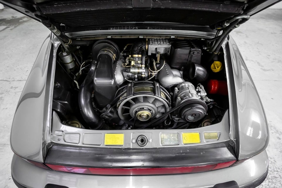 Porsche 911 3,2 Carrera Coupé 2d