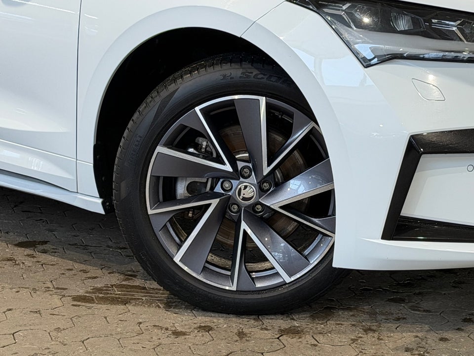 Skoda Enyaq 80 iV Sportline 5d