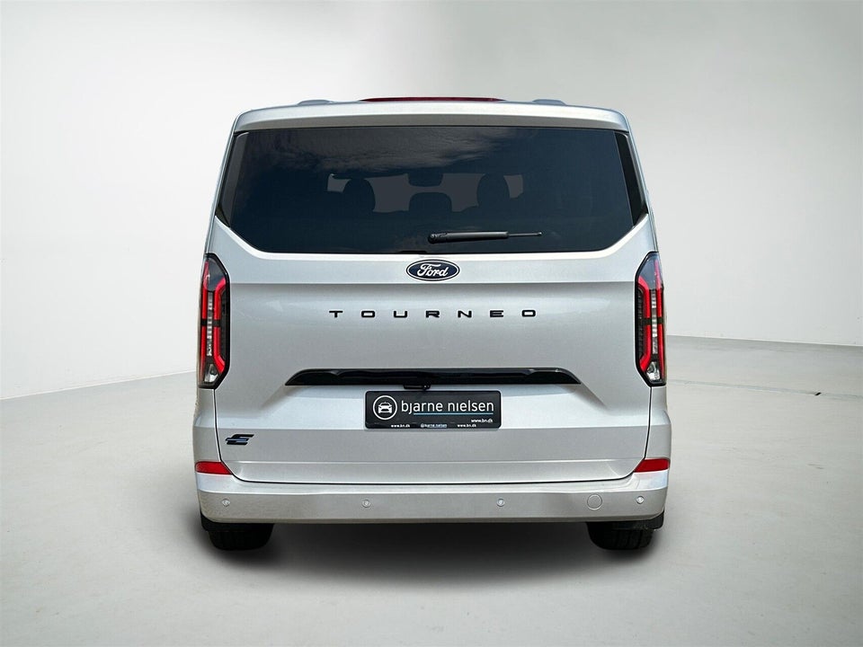 Ford E-Tourneo Custom 340L 64 Titanium X