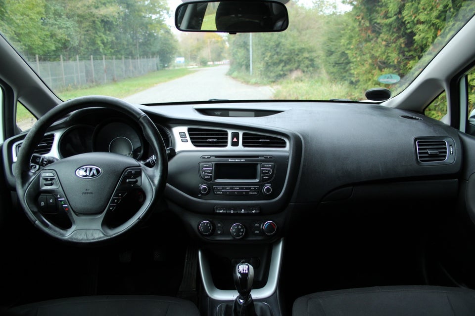 Kia Ceed 1,4 CVVT Active 5d