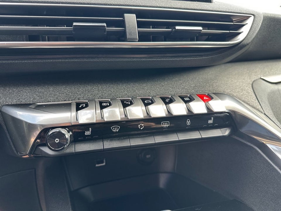 Peugeot 3008 1,6 BlueHDi 120 Allure EAT6 Van 5d