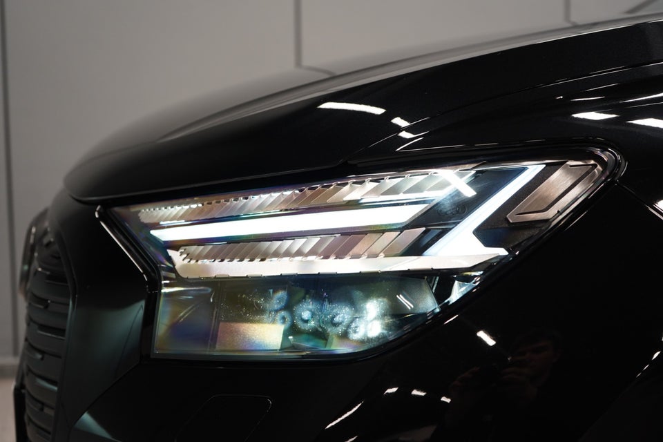 Audi Q4 e-tron 45 S-line 5d