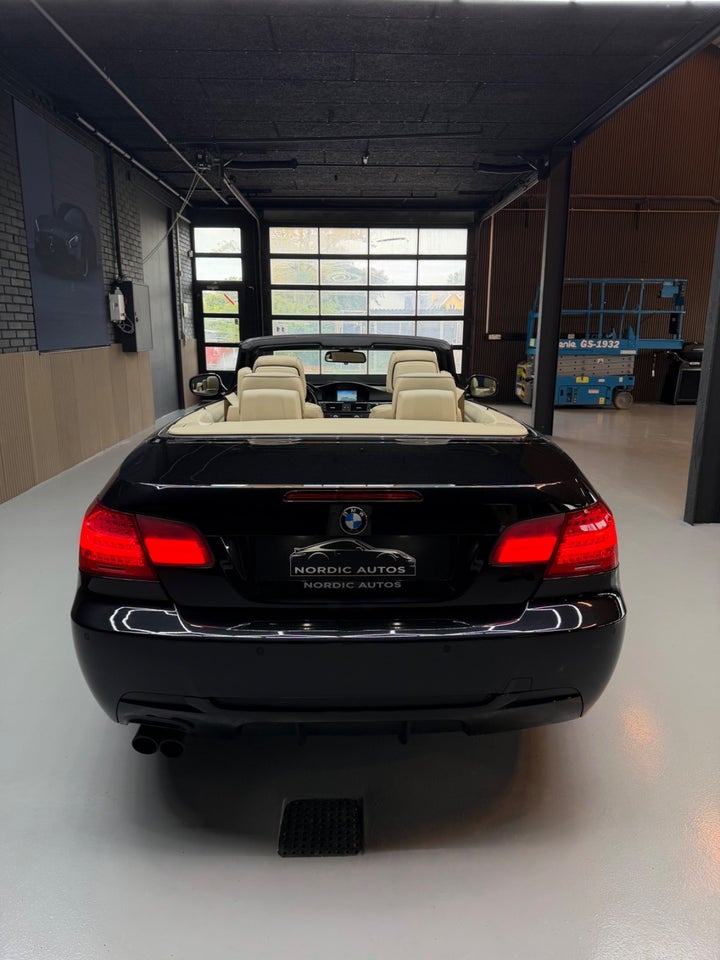BMW 325i 3,0 Cabriolet aut. 2d