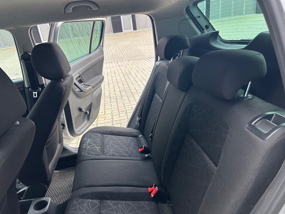 Skoda Fabia 1,2 TSi 86 Ambiente 5d