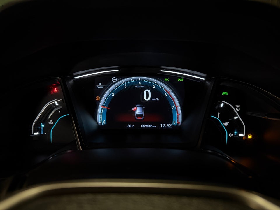 Honda Civic 1,0 VTEC Turbo Elegance 5d