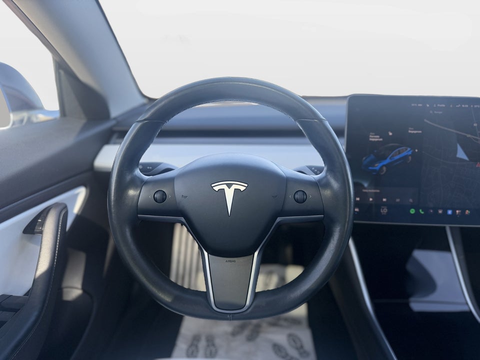 Tesla Model 3 Long Range AWD 4d
