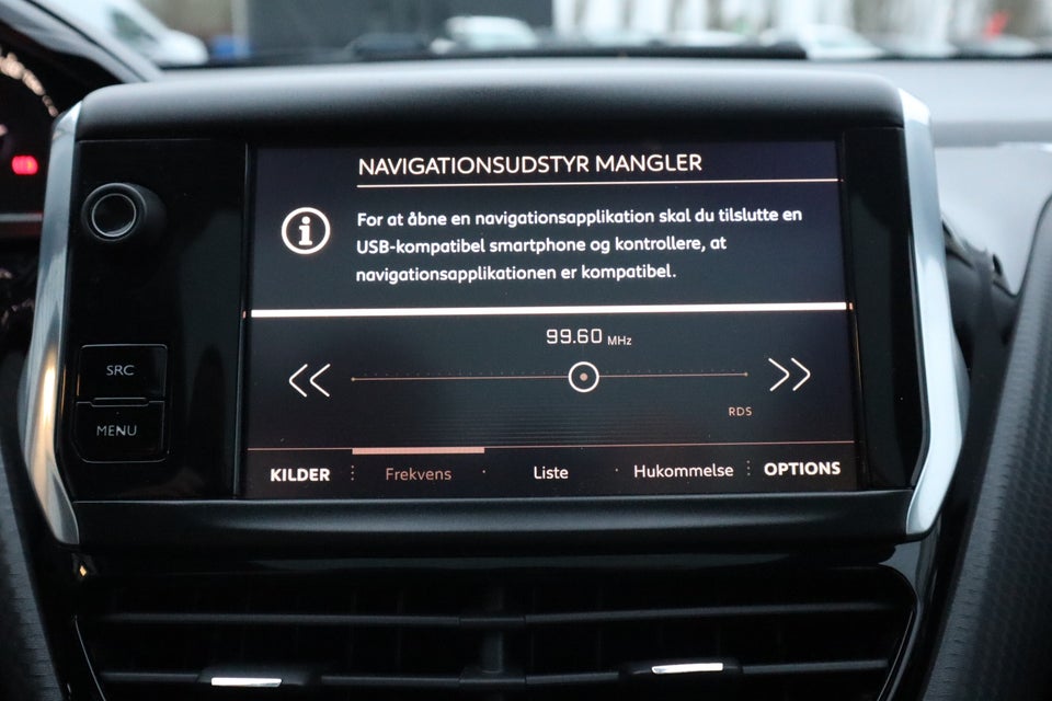 Peugeot 2008 1,5 BlueHDi 100 Allure Sky 5d