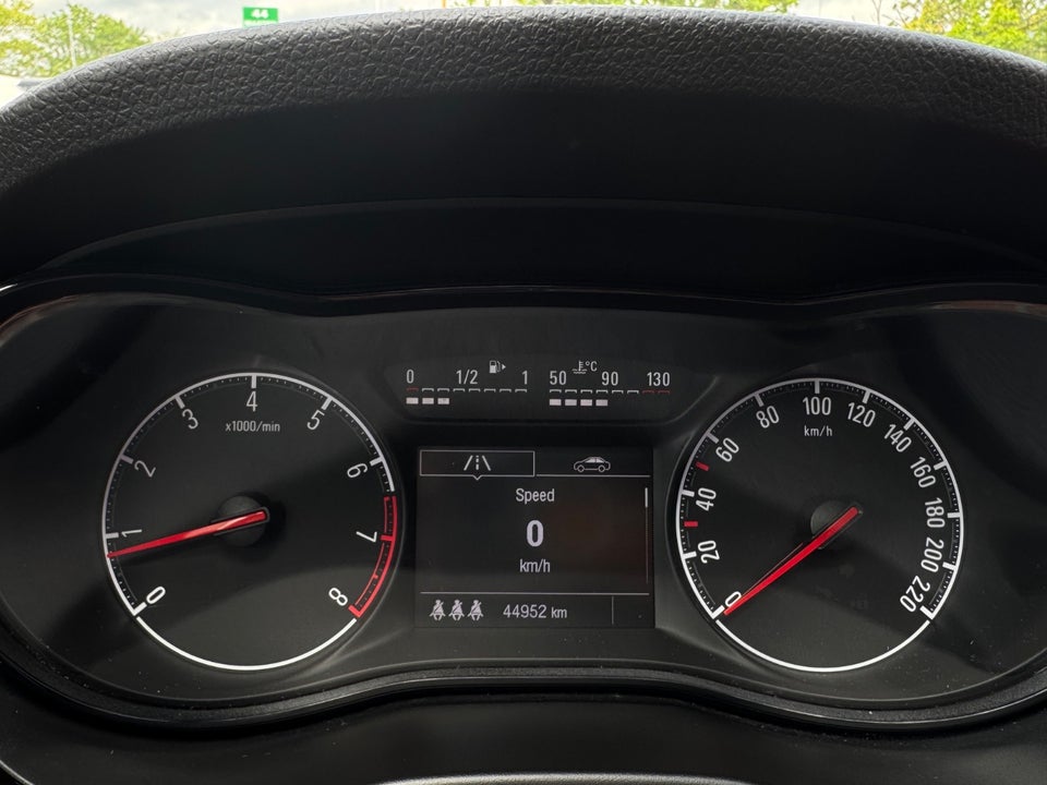 Opel Corsa 1,4 16V Sport 5d