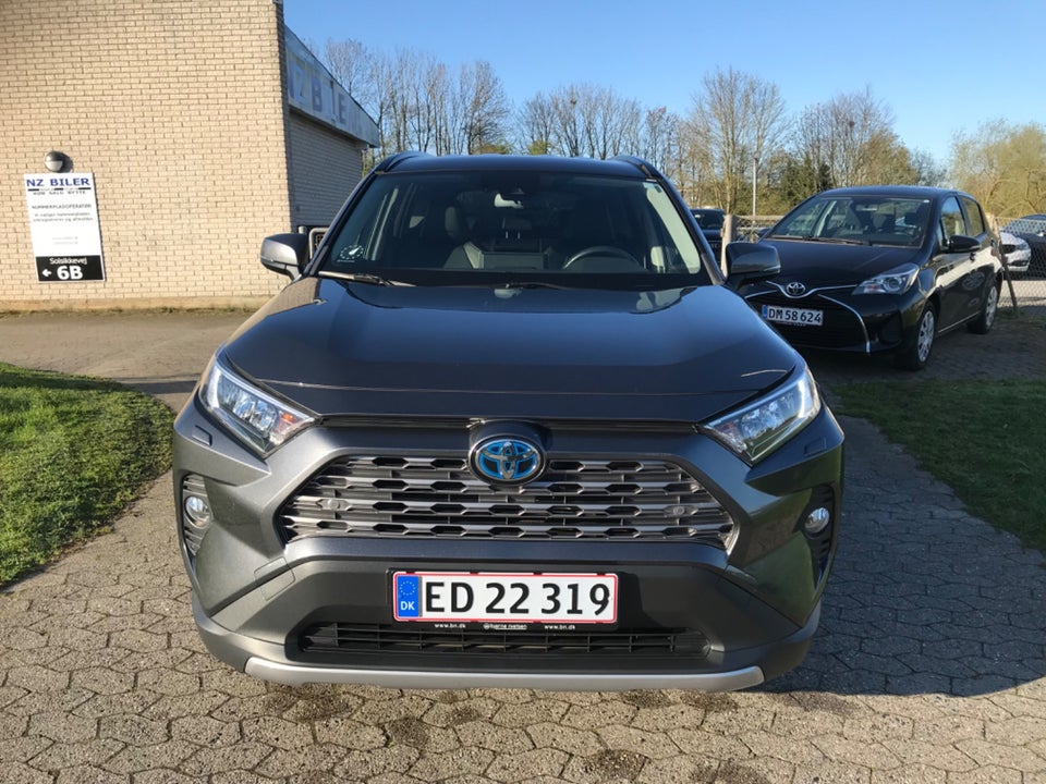 Toyota RAV4 2,5 Hybrid H3 Style MDS 5d