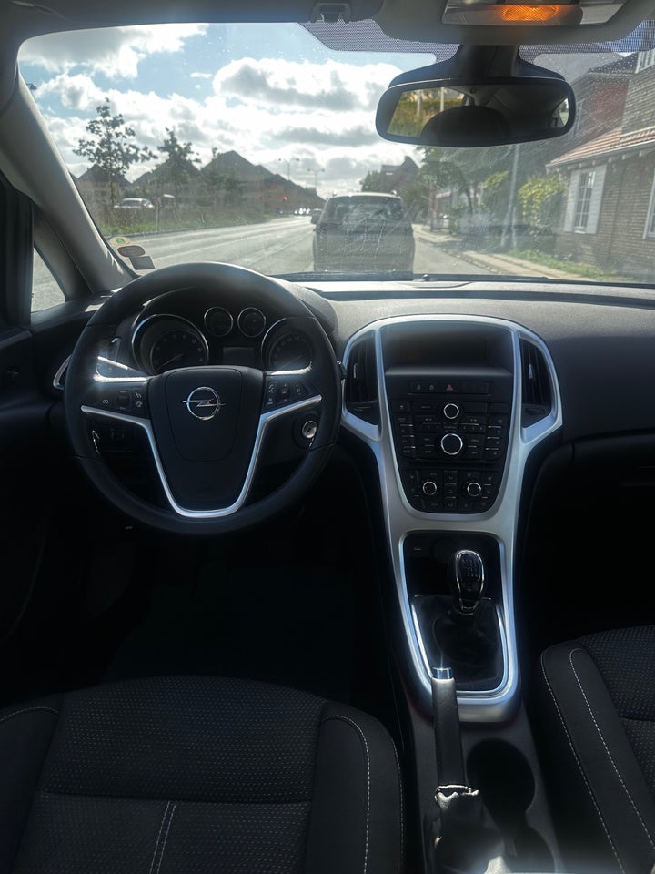 Opel Astra 1,6 T 170 Sport 5d